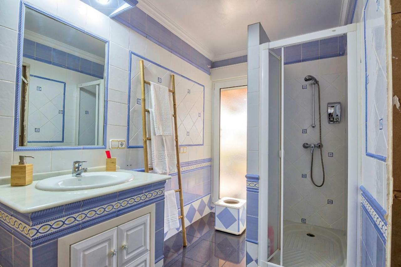 Roomqueo-Only Adults Barbate Bagian luar foto